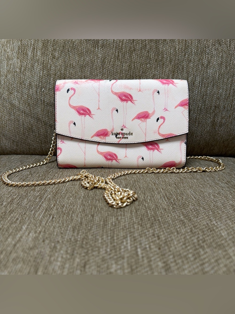 kate spade Flamingo Print Chain Crossbody in White and Pink Mini Purse - Picture 2 of 9